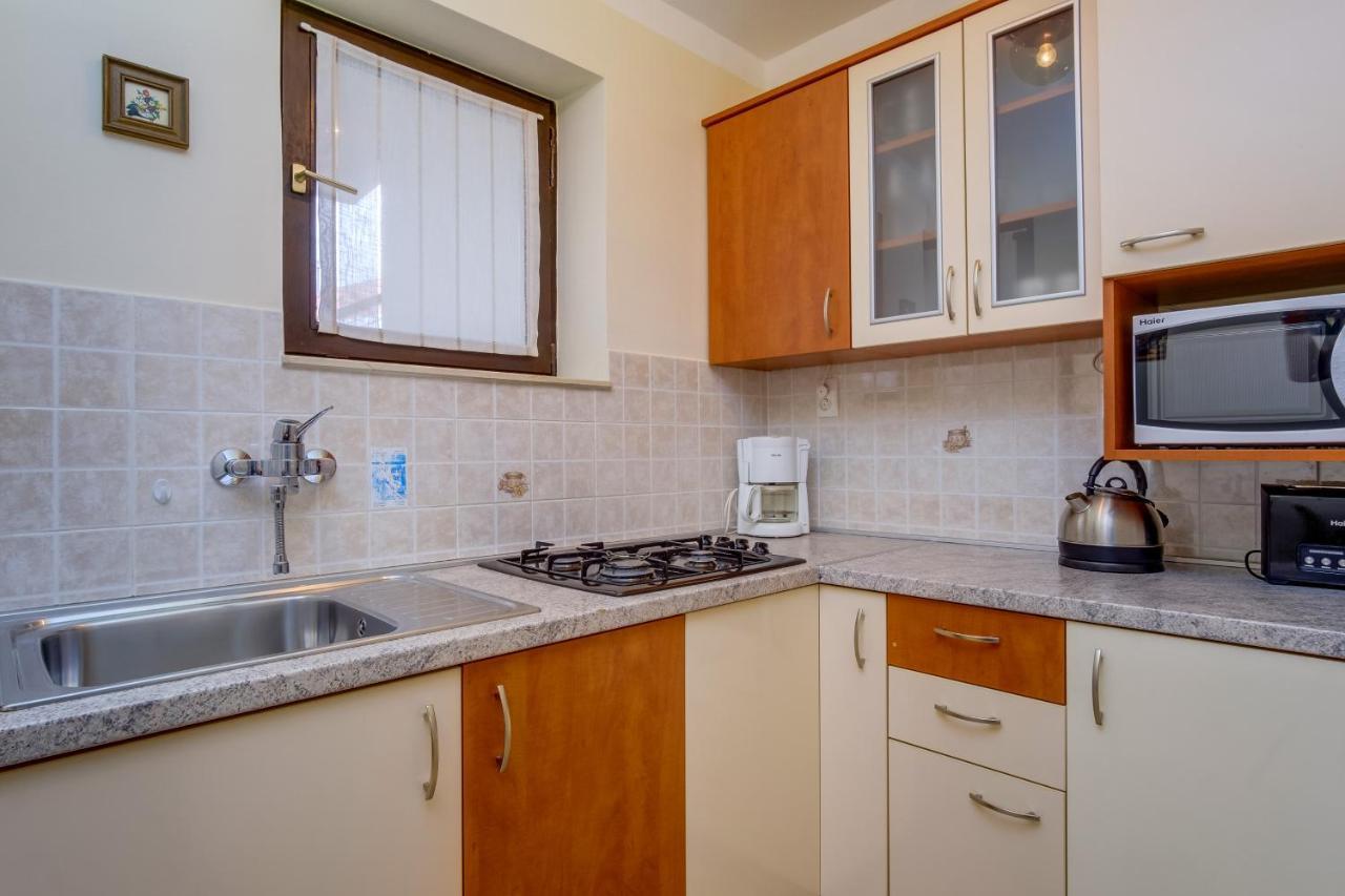 Apartments Anci Mali Lošinj Buitenkant foto